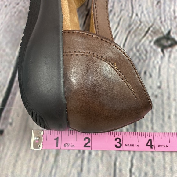 DREXLITE LEATHER CLASSIC Brown Red Green Leather Sandal Flats - Picture 9 of 17